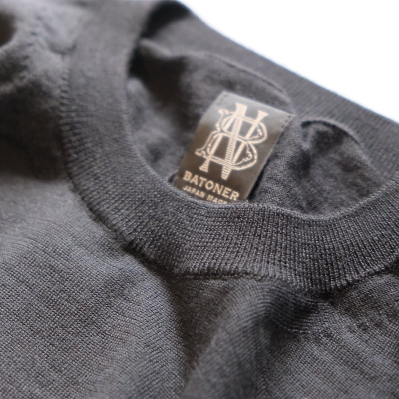 バトナー　SUPERIOR MERINO CREW NECK ネイビー バトナー SUPERIOR MERINO CREW NECK ネイビー - メルカリ