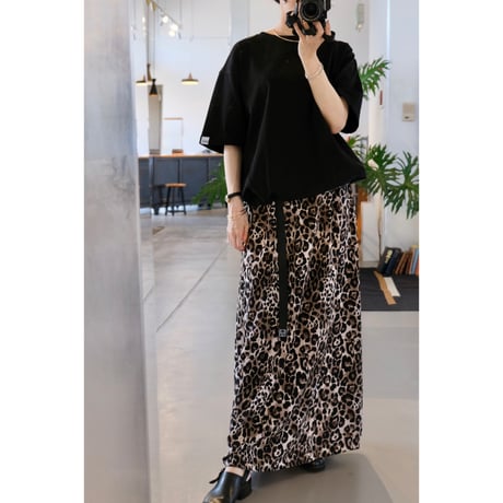 M53. BELTED LEOPARD SKIRT