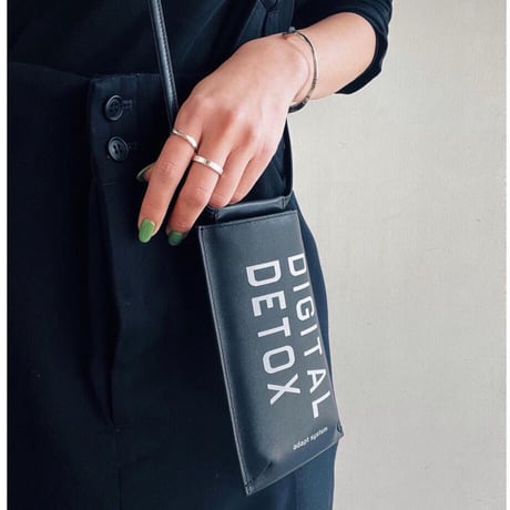 intoxic.　phone case　LT -009 03 　DIGITAL DETOX