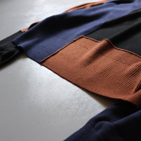 THOMAS MAGPIE 　トーマスマグパイ　crew neck knit　2213701