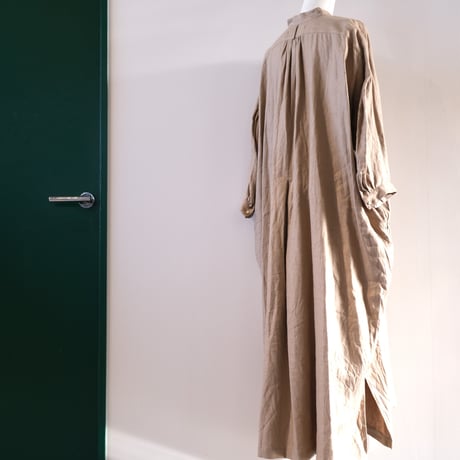 suzuki takayuki     peasant dress    bay-leaf