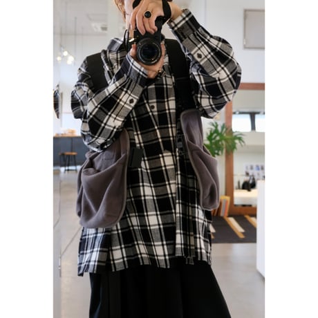 M53. FLEECE FIELD VEST