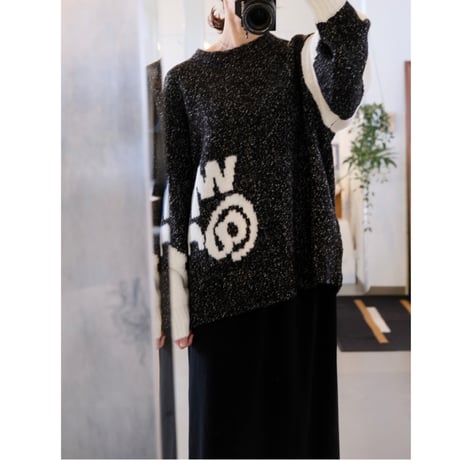 Thomas magpie   knit “WH@T”