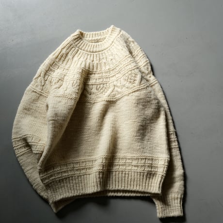 BATONER　Men SPREAD ALAN CREW NECK 　IVORY　BN-21FM-054
