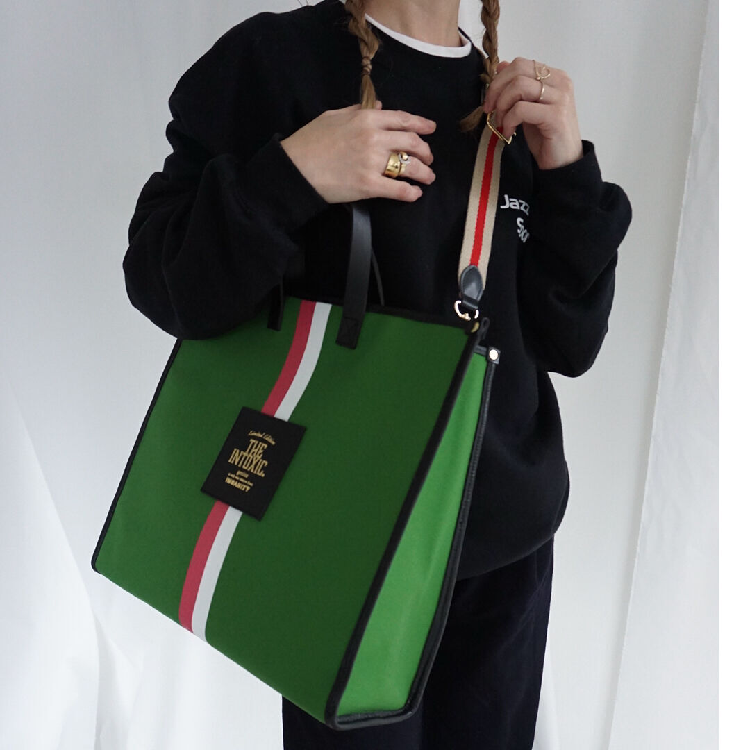 intoxic LIMITED EDITION MEN BOOK TOTE UB-149 |