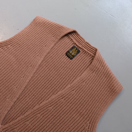 BATONER    Women   SIGNATURE RIB   V-NECK VEST    BN-21FL-032