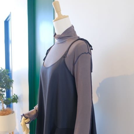 NAKAGAMI　N0222A0035　プリーツ切替スリップドレス　BLACK