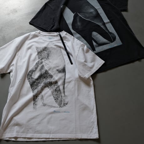THE INTERNATIONAL IMAGES COLLECTION　T-SHIRT / HEEL　11C211-10-PP