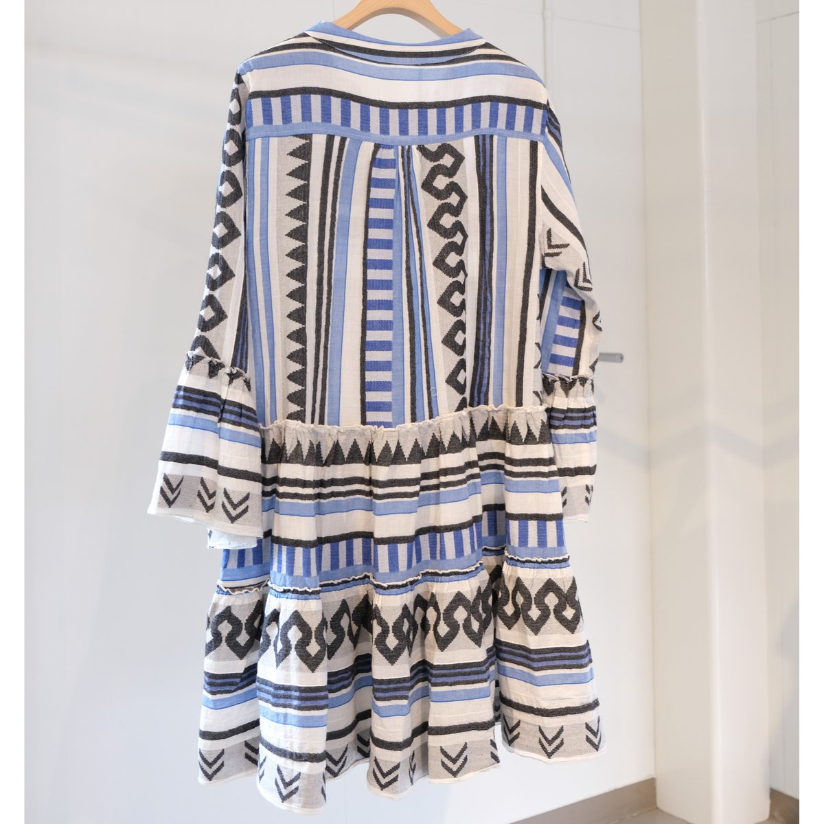 Devotion twins CONFIDENCE DRESS 現行モデル Devotion twins CONFIDENCE DRESS 現行モデル（Devotion Twins