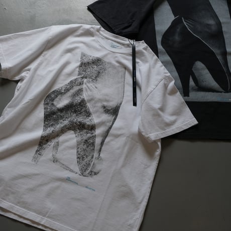THE INTERNATIONAL IMAGES COLLECTION　T-SHIRT / HEEL　11C211-10-PP