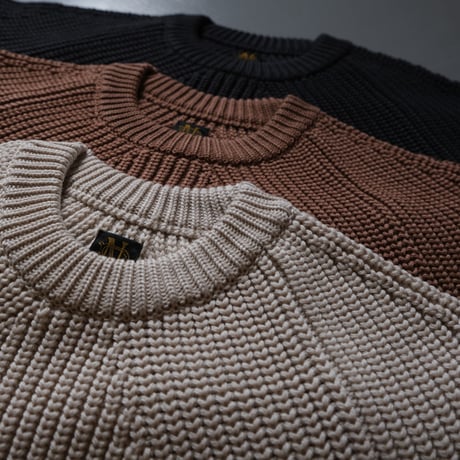 BATONER　Men SIGNATURE CREW NECK　D.Gray　BN-21FM-023