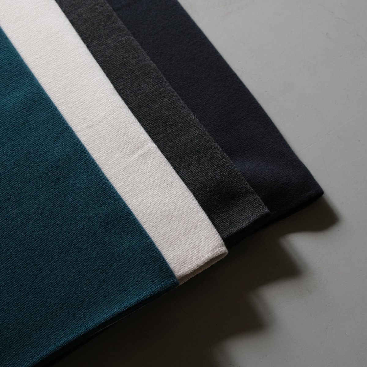 ▼BATONERバトナーEXTRA FINE WOOL SMOOTH STOLE 2023-09-0411-33-24_720x.jpg?v=