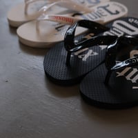 INTOXIC.  beach sandals