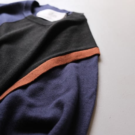 THOMAS MAGPIE 　トーマスマグパイ　crew neck knit　2213701