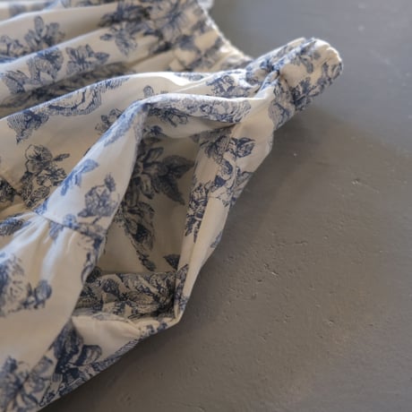 THOMAS MAGPIE 　flower print skirt　NO:2212610　IVORY