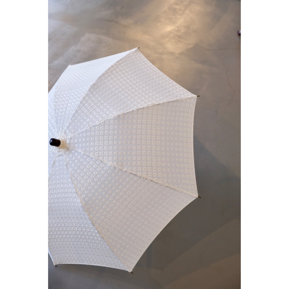 bonbonstore スクエアエンブロイダリー日傘（ホワイト） | geep