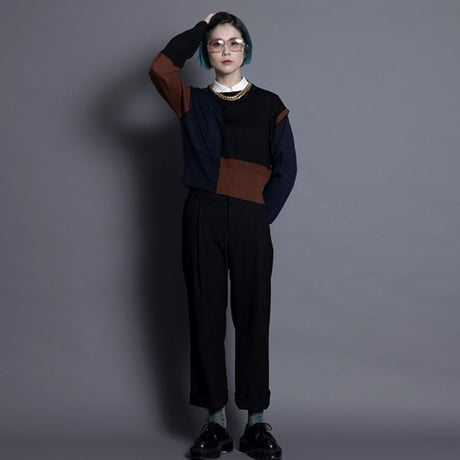 THOMAS MAGPIE 　トーマスマグパイ　crew neck knit　2213701