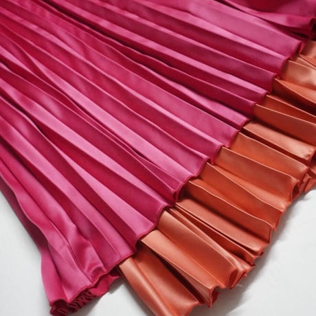 THOMAS MAGPIE　satin pleats skirt【2214614】
