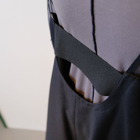NAKAGAMI　N0222A0035　プリーツ切替スリップドレス　BLACK