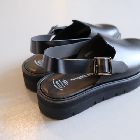 BEAUTIFUL SHOES　S.S. SANDALS（GLOXI　CUT　THICK　SOLE）