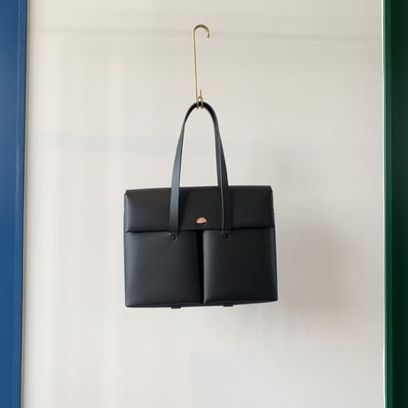 SEAMLESS DOCUMENT BAG　/　BLACK