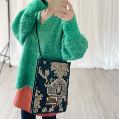 intoxic.　DAMASK JACQUARD CROSS CARRY　　DA-002