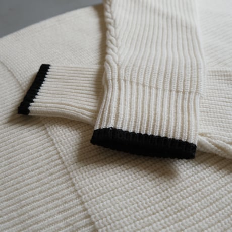 SINME　シンメ　ボトルネックタートル　S21-AW-12　WHITE×BLACK