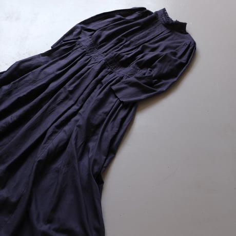 SINME  シンメ　ハイネックピンタックOP ネイビー　S21-AW-13-01