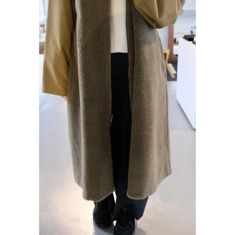 VACHEMENT  Taffeta X Boa Reversible Coat