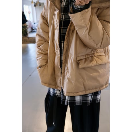 remi relief  超軽量ナイロンアウトドアダウンJKT フーディ