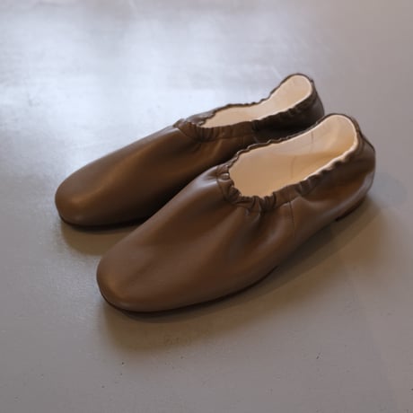 BEAUTIFUL SHOES　BALLETSHOES　BSS1712012　KAHKI BROWN