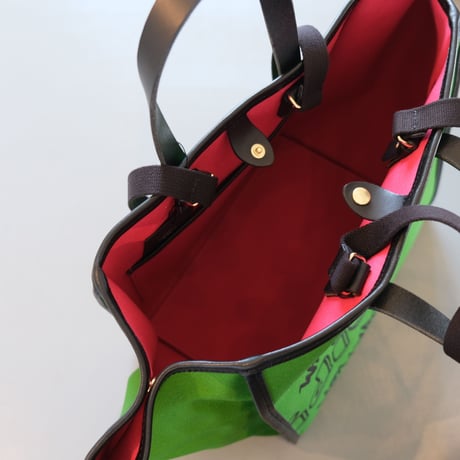 intoxic　LIMITED EDITION LADY 4HANDLES　UB-150