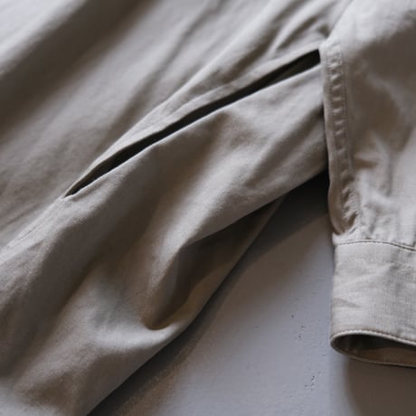 suzuki takayuki　weather-cloth shirt　A241-15　frost grey