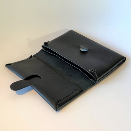 SEAMLESS SHOULDER CASE　S　/　BLACK