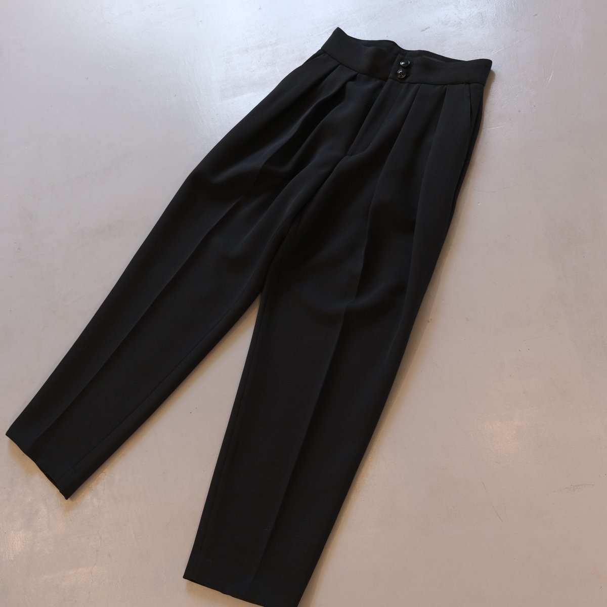 SINME ワイドタックパンツ S23AW-12 | geep SINME ワイドタックパンツ S23AW-12 | geep