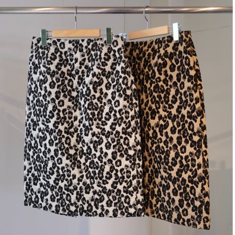 板谷由夏 | STORES