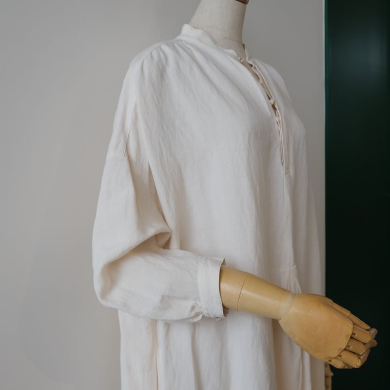 ワンピース suzuki takayuki peasant dress / nude ワンピース suzuki