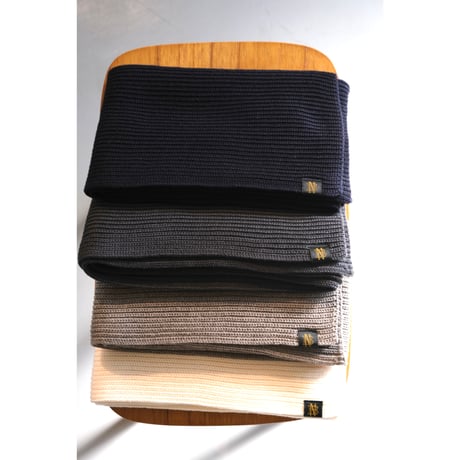 ⁡BATONER SOLID WOOL MUFFLER