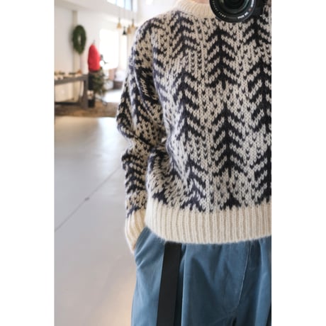 BATONER Woman CEDER JACQUARD MOHAIR CREW NECK