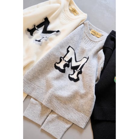 Thomas magpie   knit “M”