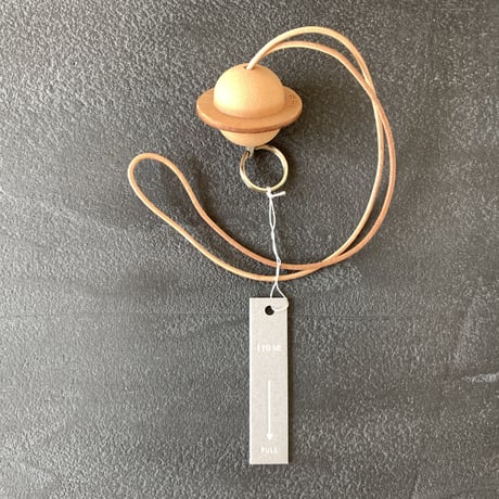 planet reel key holder　/　nude
