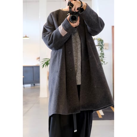 Thomas magpie angora shaggy coat   c.gray