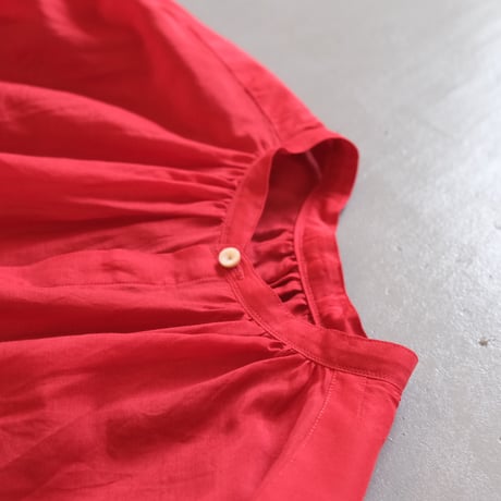suzuki takayuki　puff-sleeve blouse　dawn red　S231-08