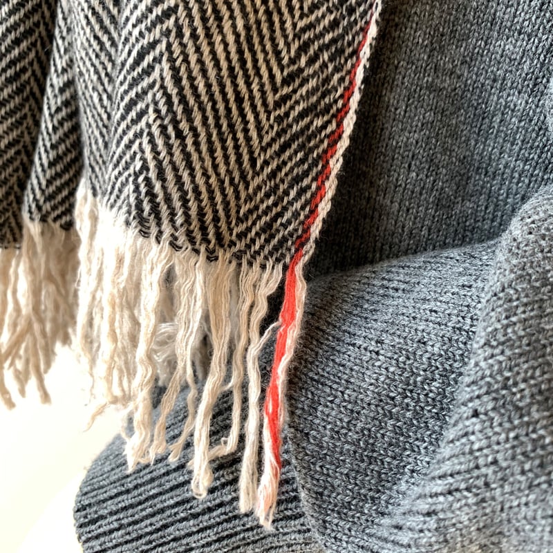 suzuki takayuki herring-bone shawl black 21