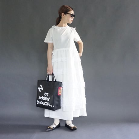 INTOXIC.    RESONATES    Mad strap tote 　ブラック