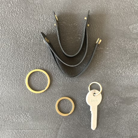 FOLD 3R KEY HOLDER   BLACK