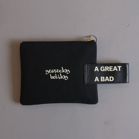 INTOXIC.  HOLIDAY  RECORD  CLUTCH 　black