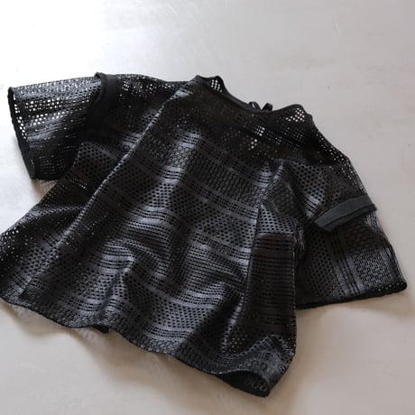 NAKAGAMI　半袖ラッセルレースプルオーバー（black）　N0123S0017