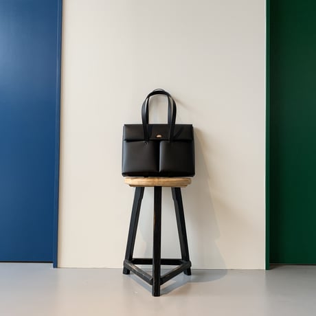 SEAMLESS DOCUMENT BAG　/　BLACK