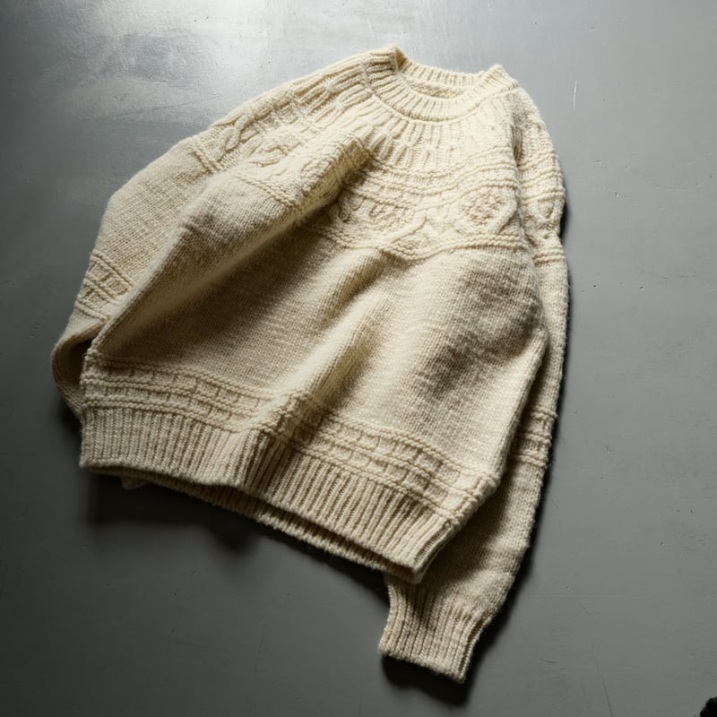 BATONER Men SPREAD ALAN CREW NECK IVORY BN-21F